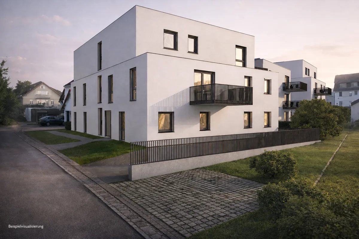 Beispielvisualisierung des Verticali-Projekts Uhlandstraße: weißes Mehrfamilienhaus mit Balkon an einer Wohnstraße.